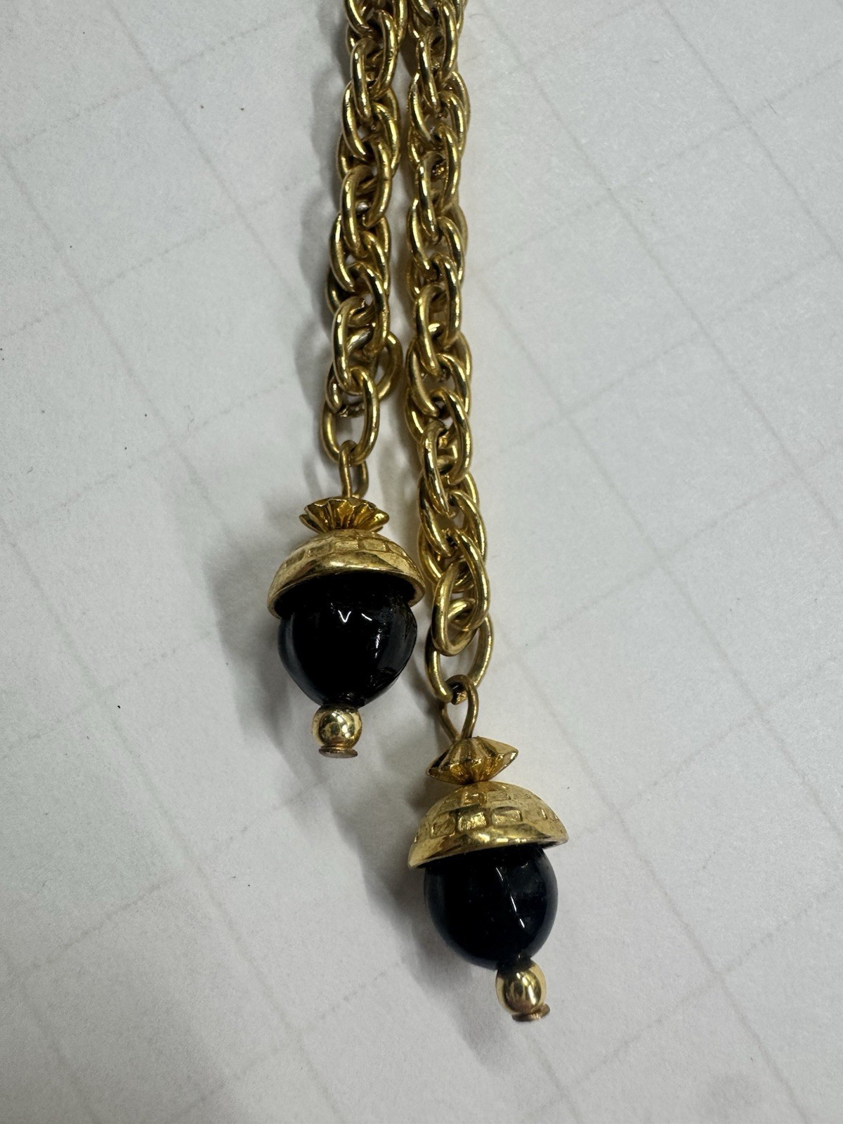 Vintage 70s/80s Acorn Lariat Style Necklace Black Beads Gold Tone Rope Chain