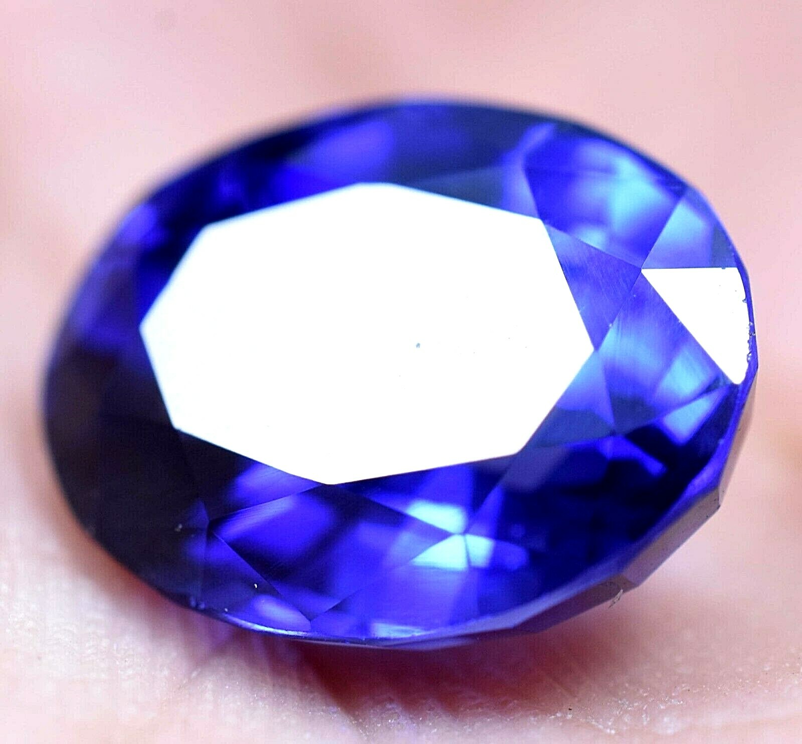 7.90 CT Natural california Benitoite GGL Certified Top Quality Treated Gem