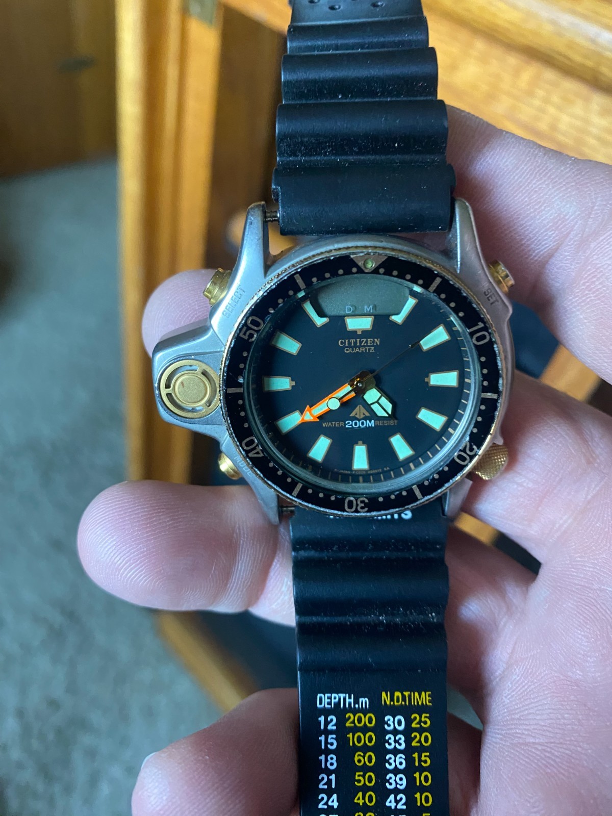 PARTS ONLY Vintage Citizen Aqualand Diver Watch C023-088069 Y Gold-Tone 44mm