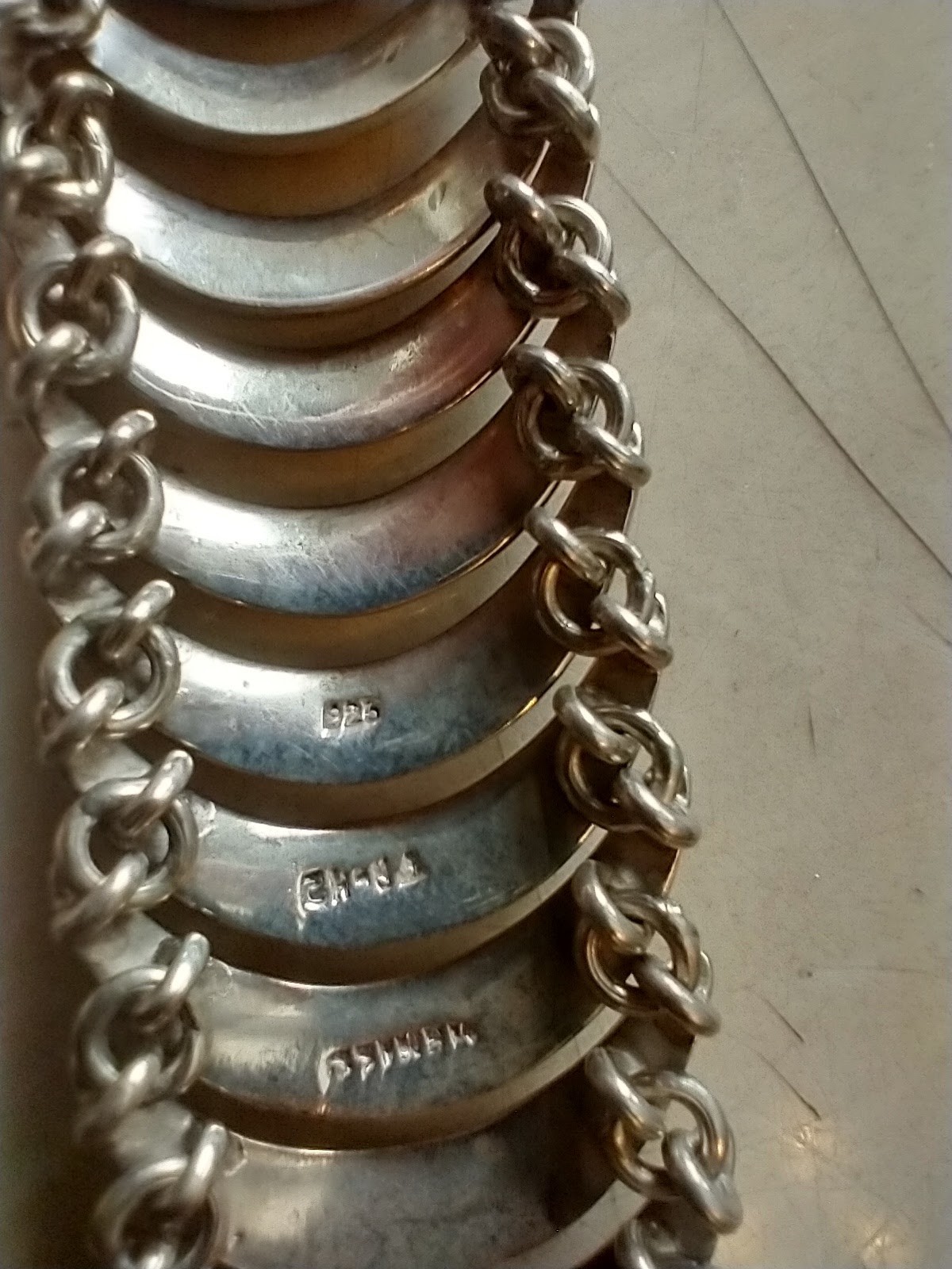 ELEGANT VINTAGE MEXICAN STERLING SILVER SEGMENTED BRACELET w/SAFETY CHAIN HEAVY