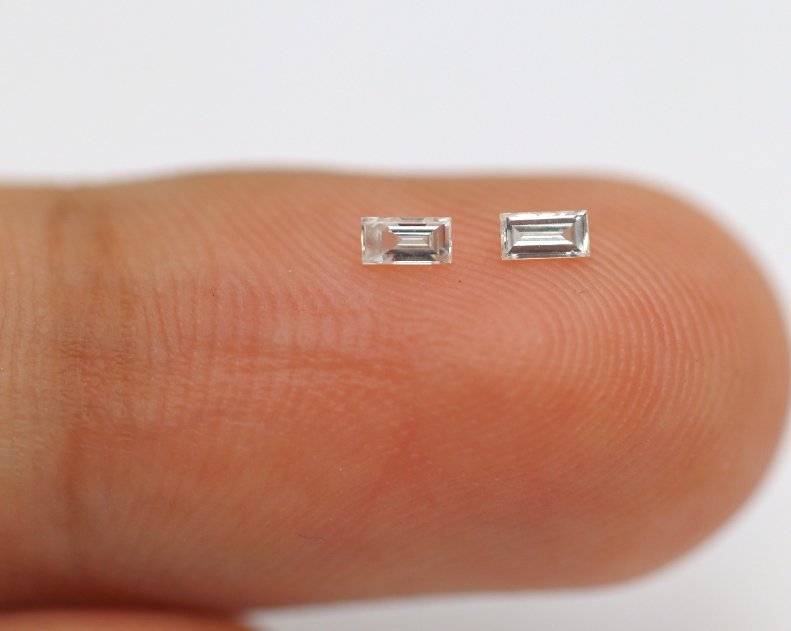 0.089 Ct 100% Natural Loose Diamond Straight Baguette Cut 2 x 1 mm 2 Pcs F/VVS1