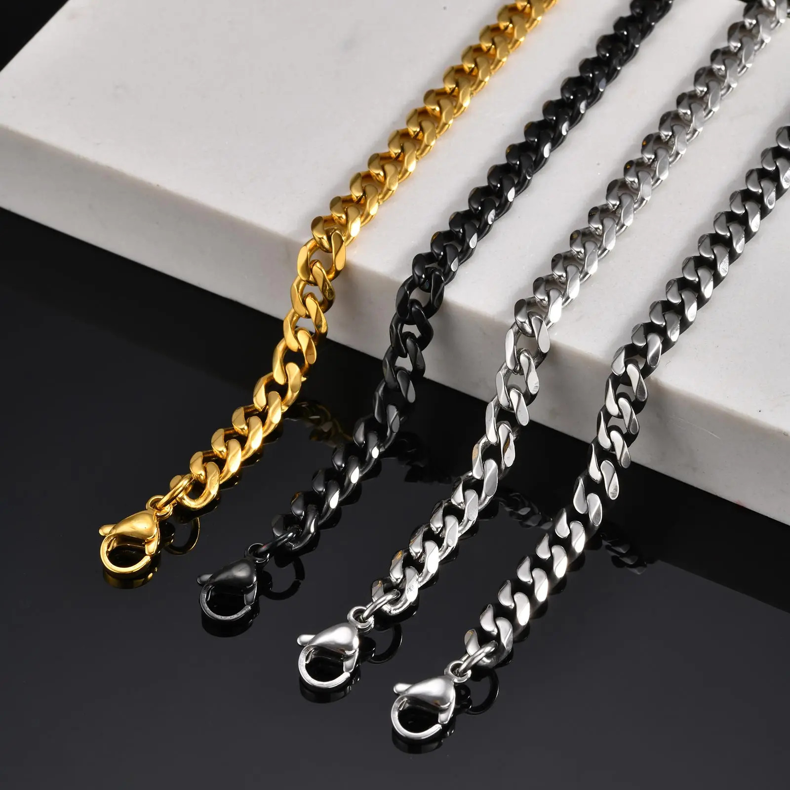 Mens Womens Cuban Link Chain Necklace 5mm Stainless Steel Silver Gold 18-24 in