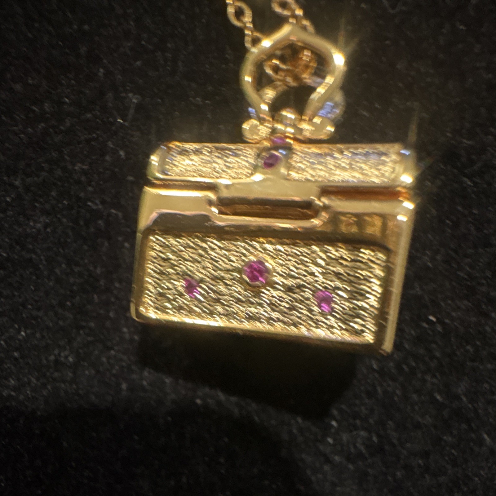 Gold Tone Rectangle Charm Pendant Necklace Green Round Stone Cable Chain