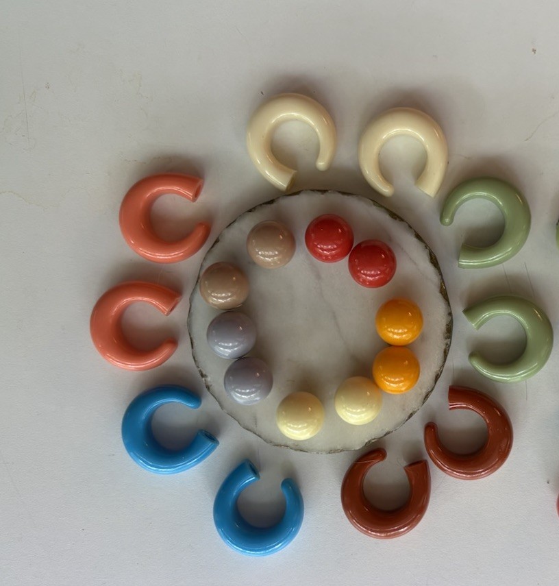 Vintage 1960-1970 Interchangeable Clip On Earrings Colorful 14 Pairs Gift Funky
