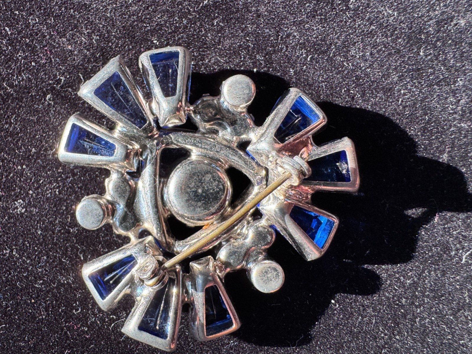 Vintage Juliana D&E Blue Keystone Glass Blue & White Rhinestone Brooch 1960s