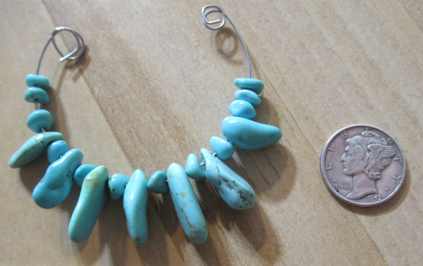 7 SM KINGMAN TURQUOISE PENDANTS 13 to 17mm & 12 SM NUGGETS 4 to 7mm 35tcw #830