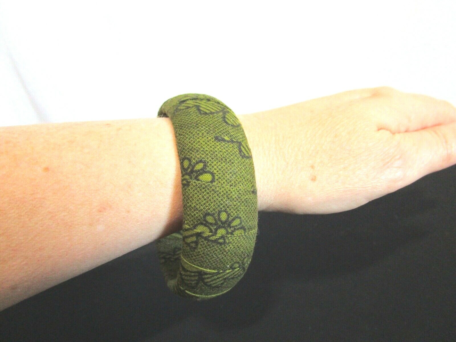 Boho Olive Green Black Flower Fabric Wrapped Bangle Bracelet