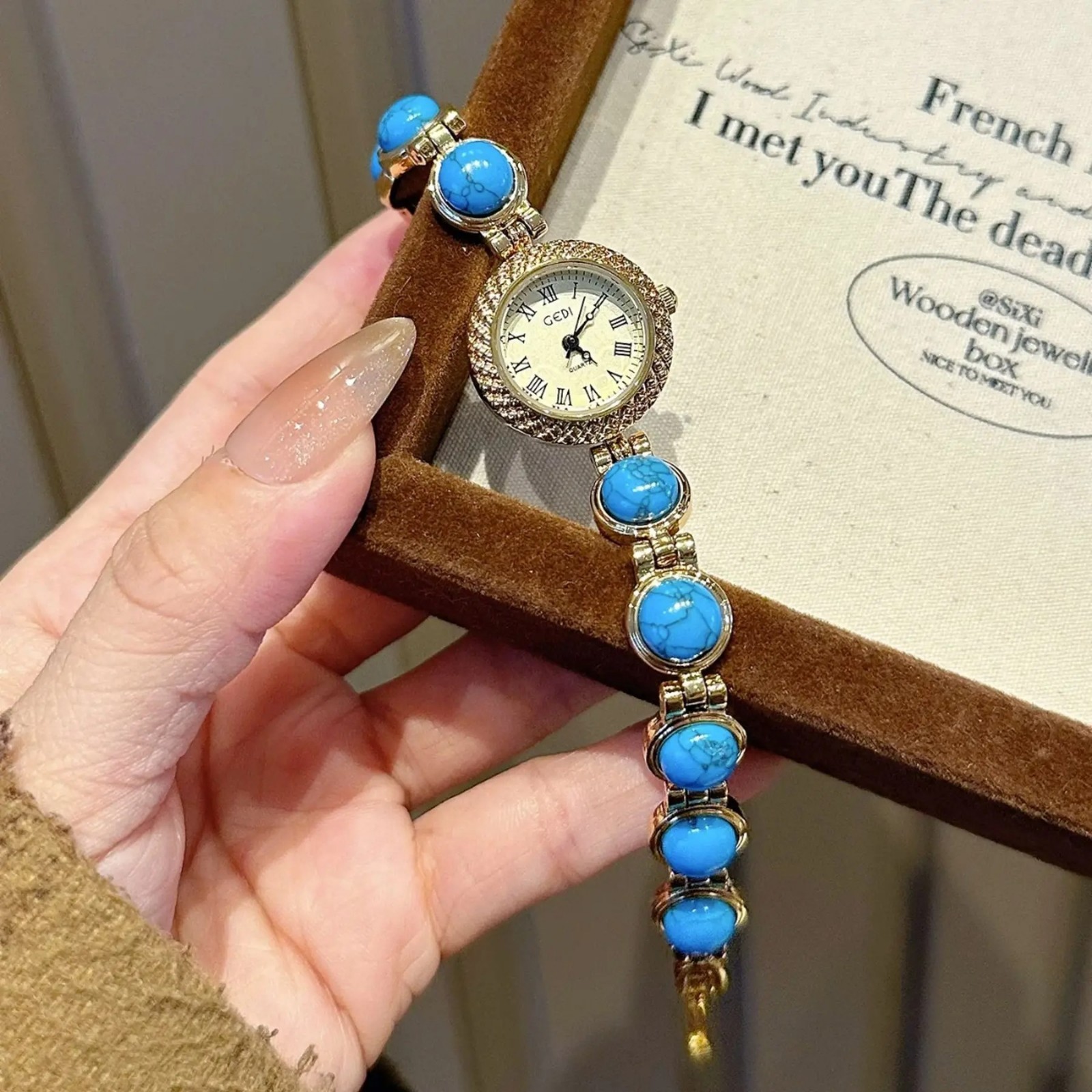 Women’s Gold Watch Vintage Brown Jade Bracelet Small Dial Quartz Daily Wear Part