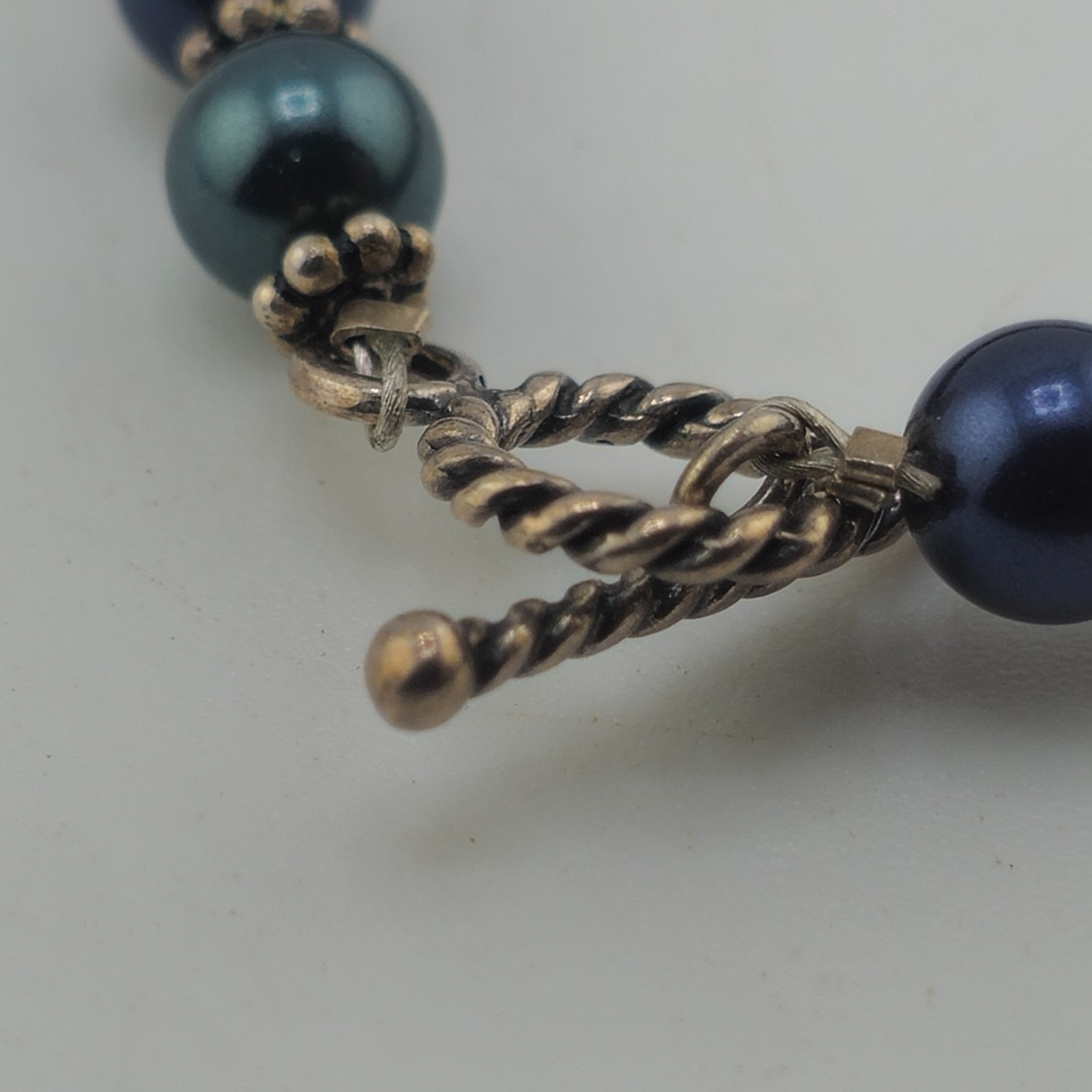 925 Sterling Silver Twisted Toggle Clasp Blue Green Faux Pearl Bracelet 6.25 in