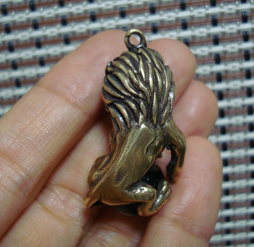 Pure Brass Lion Holding Black Ball Charm Pendant Vintage Style Bags Charms