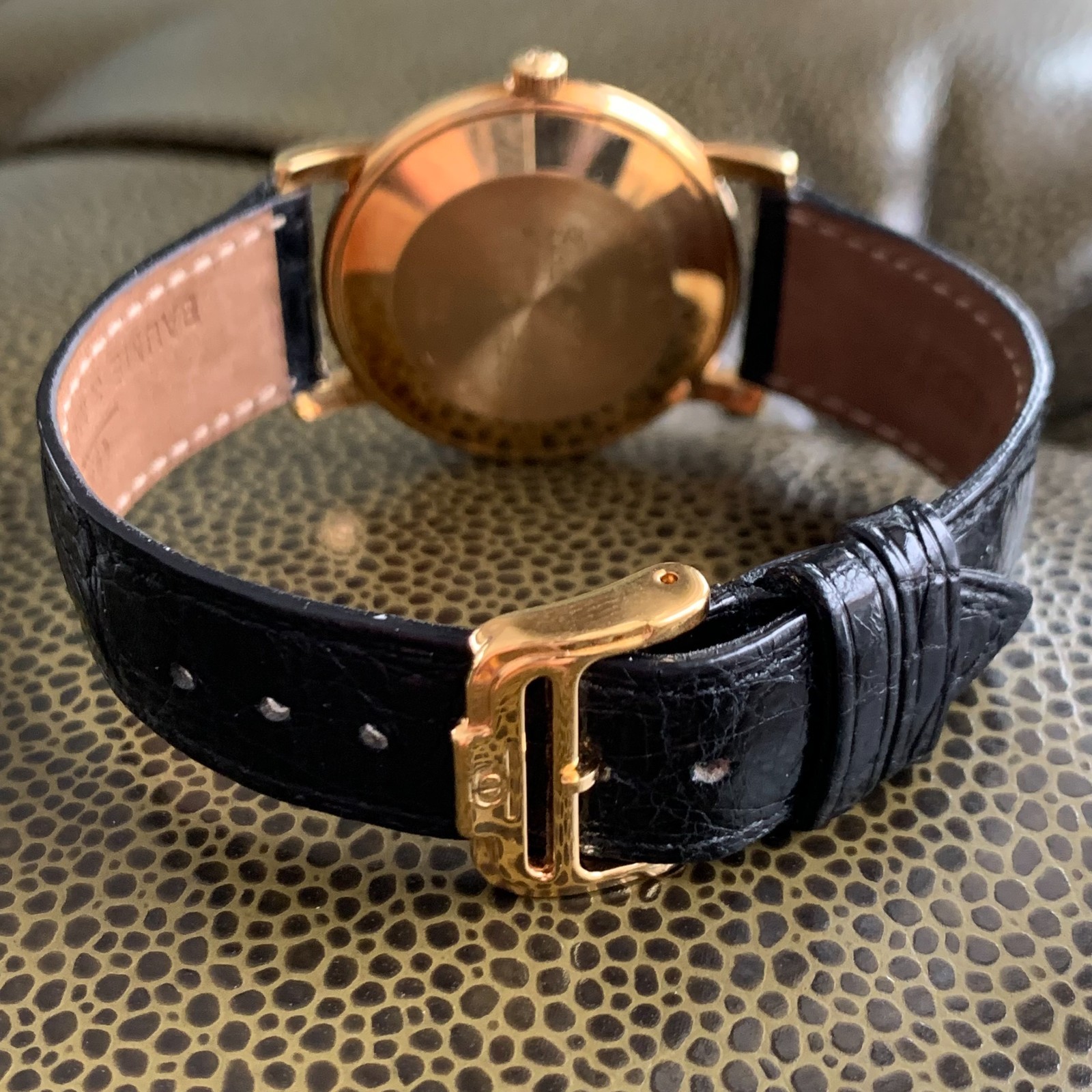 Baume & Mercier 18K Solid Gold Fancy Lugs Automatic Ref. 35600 – Wristwatch