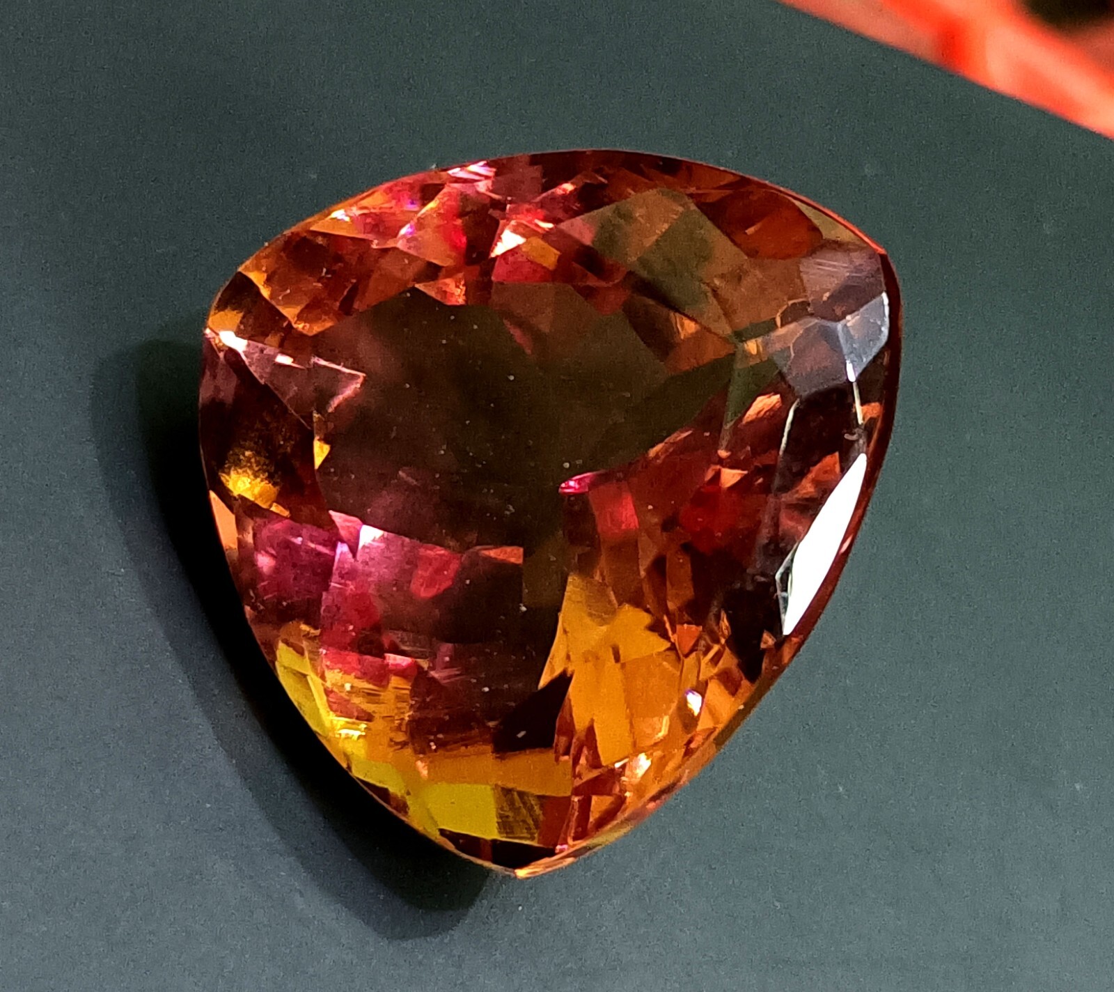 Certified 40.55 Ct Natural Trillion Cut Zultanite Color Changing Loose Gemstone