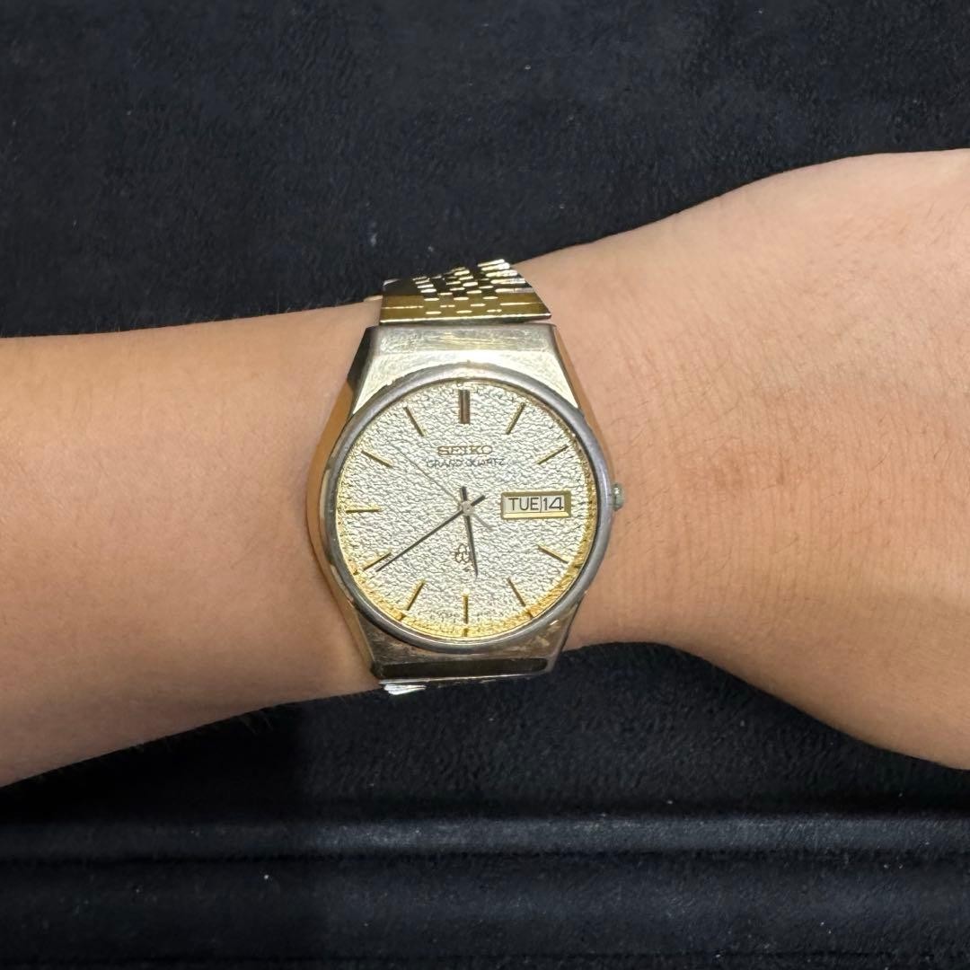 SEIKO GRAND QUARTZ Operational Watch Gold