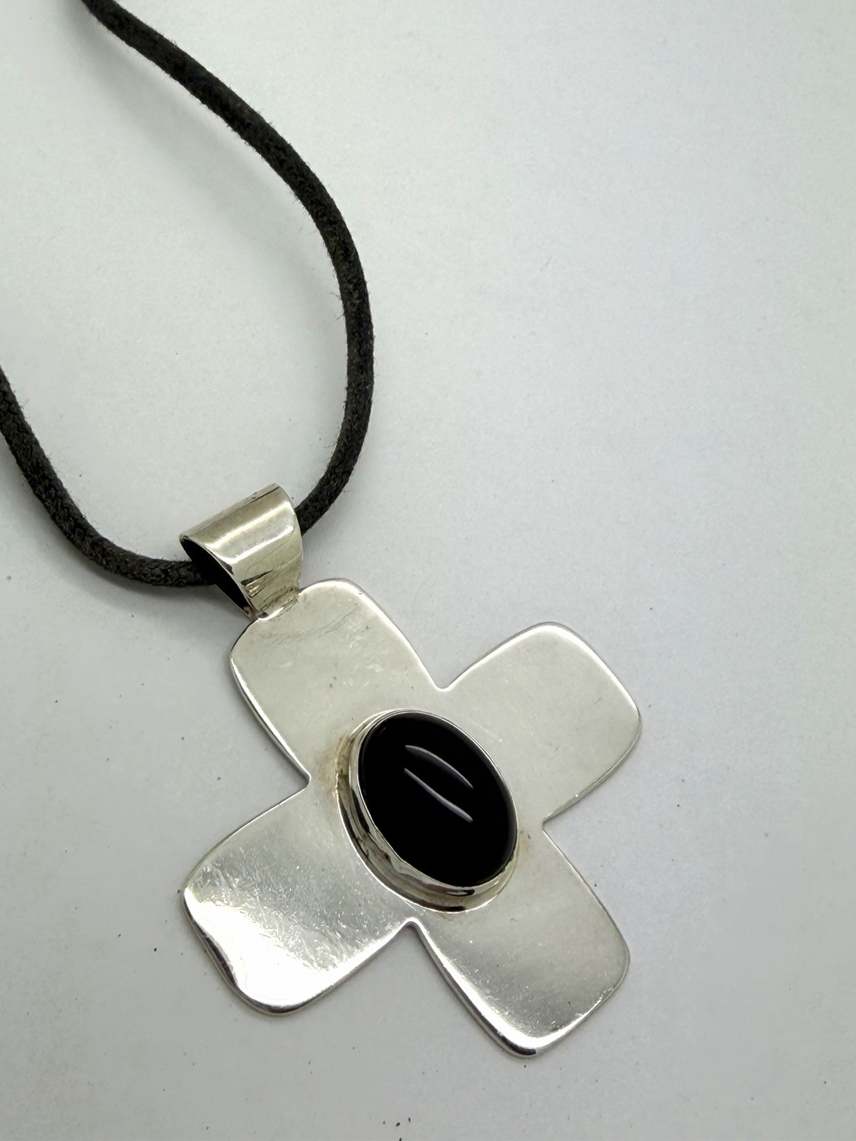 AM Sterling Silver Santa FE 1.5” Cross Pendant Adjustable Blk. Cord Necklace