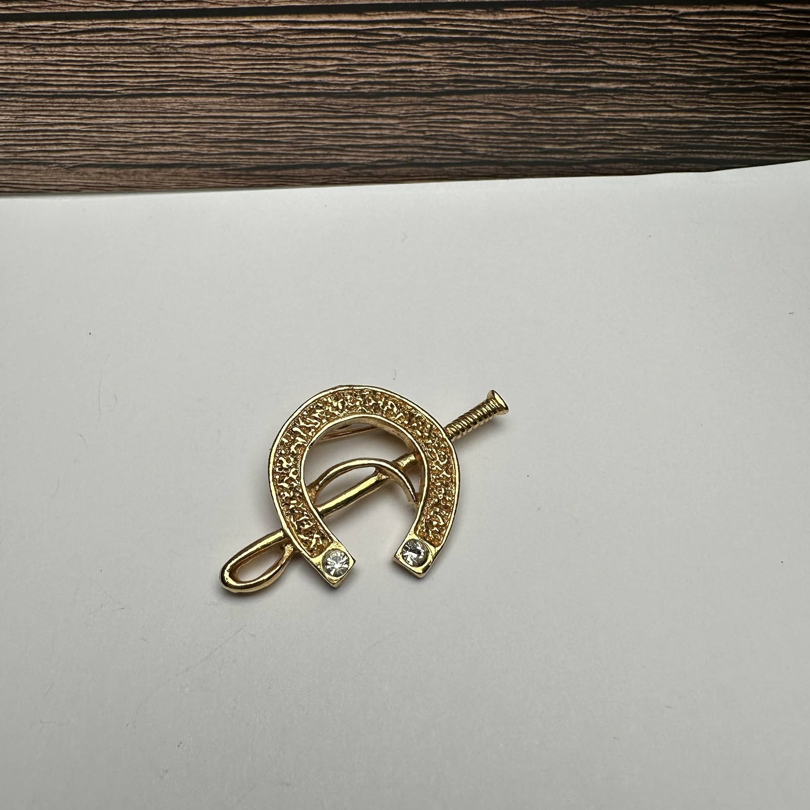 Vintage Gerry’s Rhinestone Horse Shoe With Riding Crop Brooch Pin Gold Tone