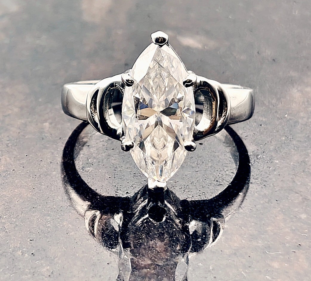 Rare 2.75 Ct Marquise Cut Certified Treated White Diamond Ring In 925 Silver