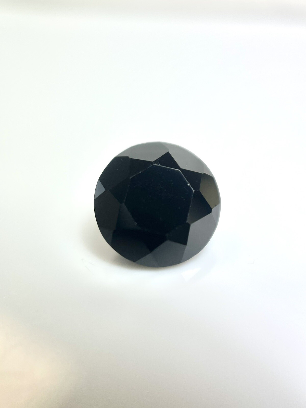 Loose Round Faceted Black Spinel 4.40ct. 10mm