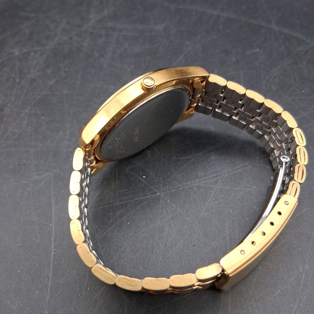 Pulsar Day Date Gold Tone Watch Great Condition W/ New Battery VX42-X106