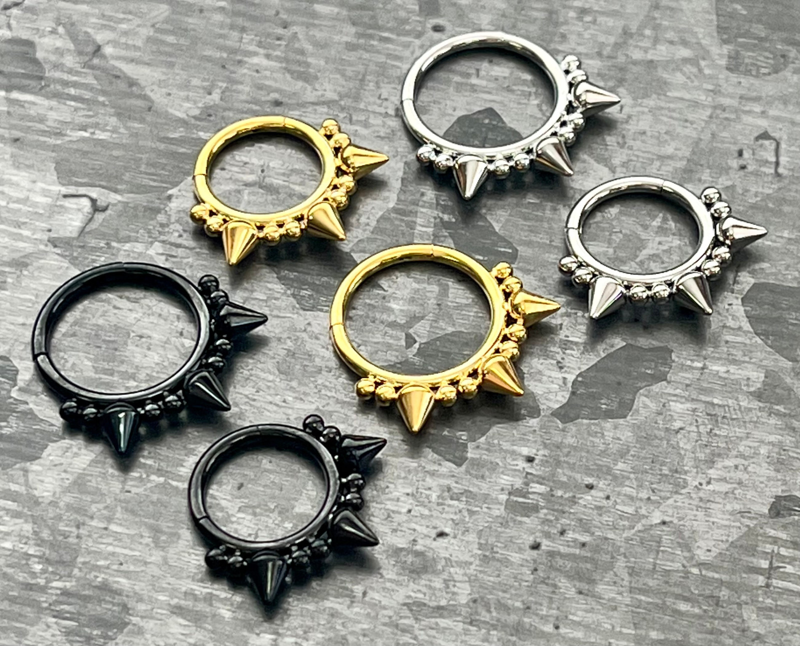 1pc Hinged Segment Ring Septum Clicker Spikes & Double Balls Helix Cartilage 16g