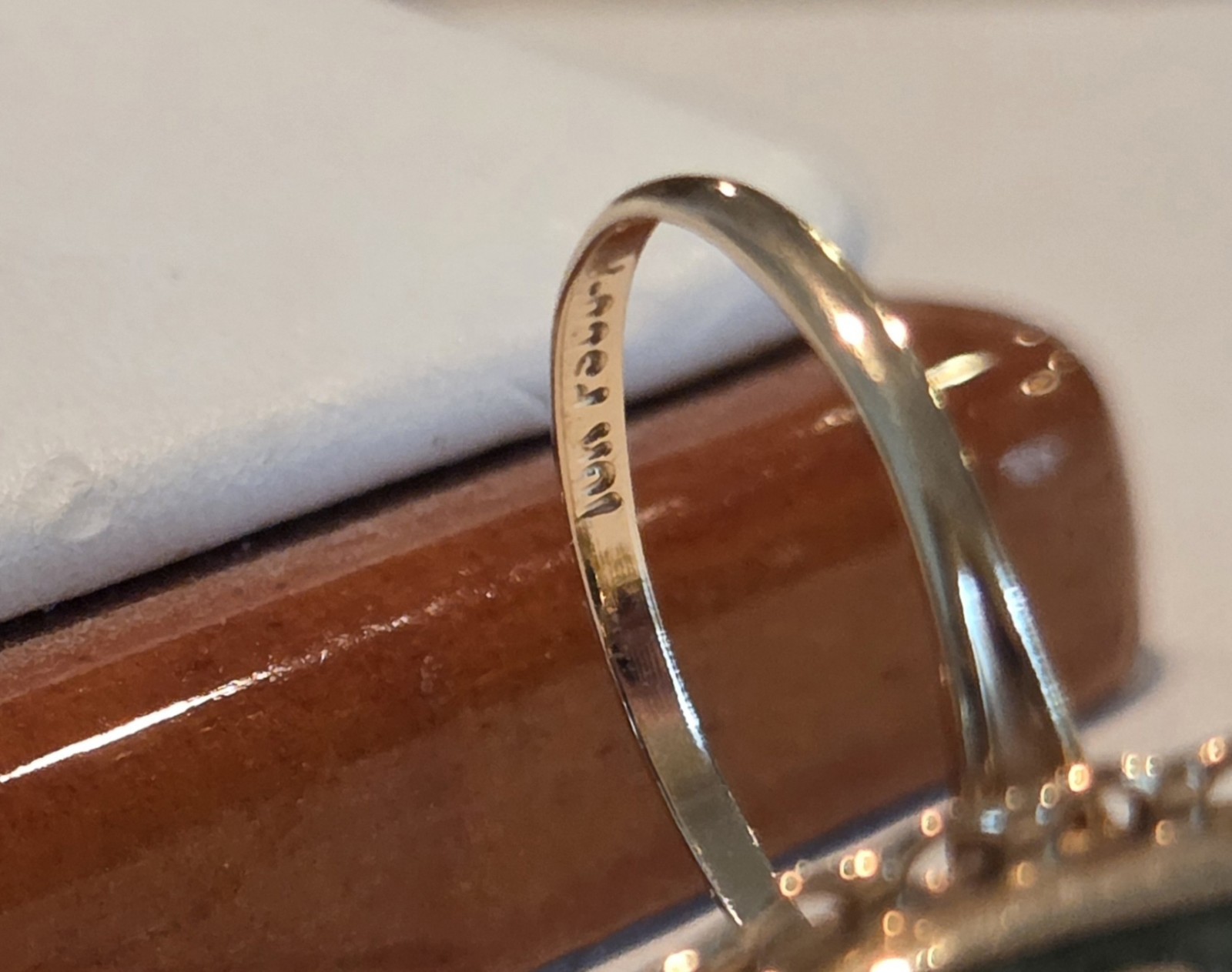 Vintage 10K Yellow Gold College or Sorority Ring 2.7 Grams Size 6