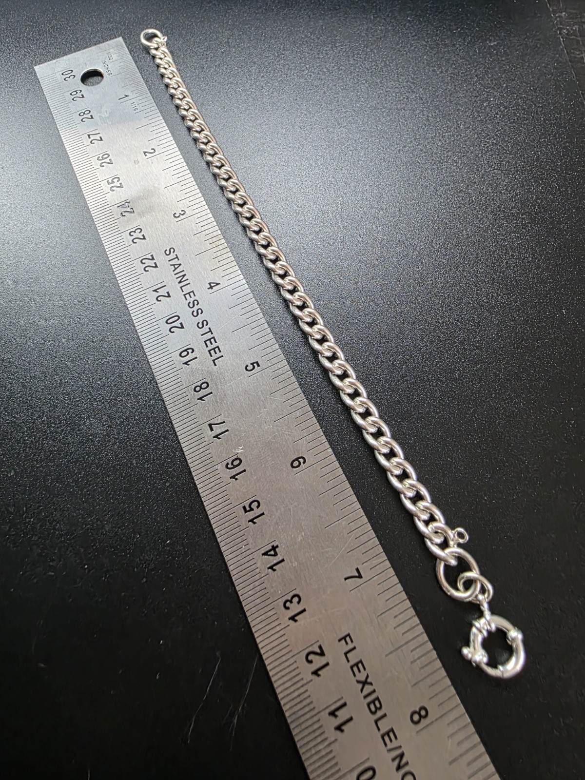 8 Inch Vintage Sterling Silver Bracelet, Secure Clasp. 21.93g