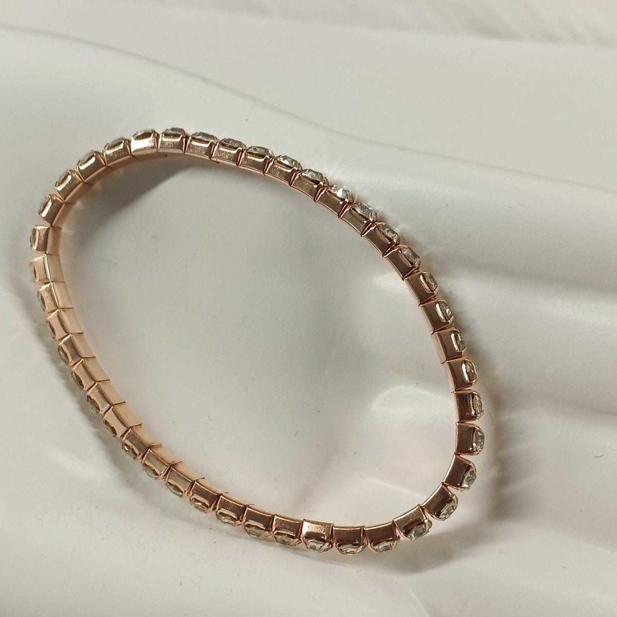 Women’s Elastic Crystal. Bracelet One Size Rose Gold Fashion Jewelry
