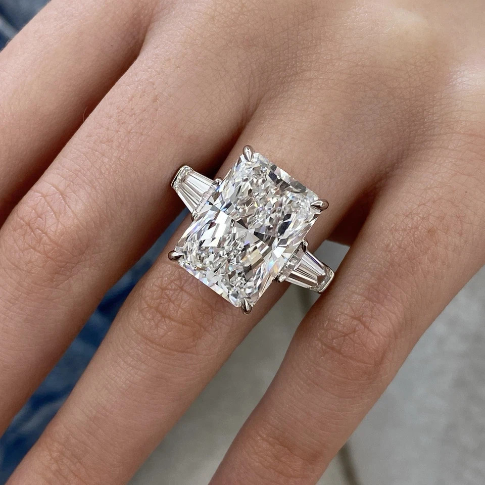 14k White Gold Lab Grown Diamond Ring Radiant Cut IGI Certified 13.9 Ct VS E F