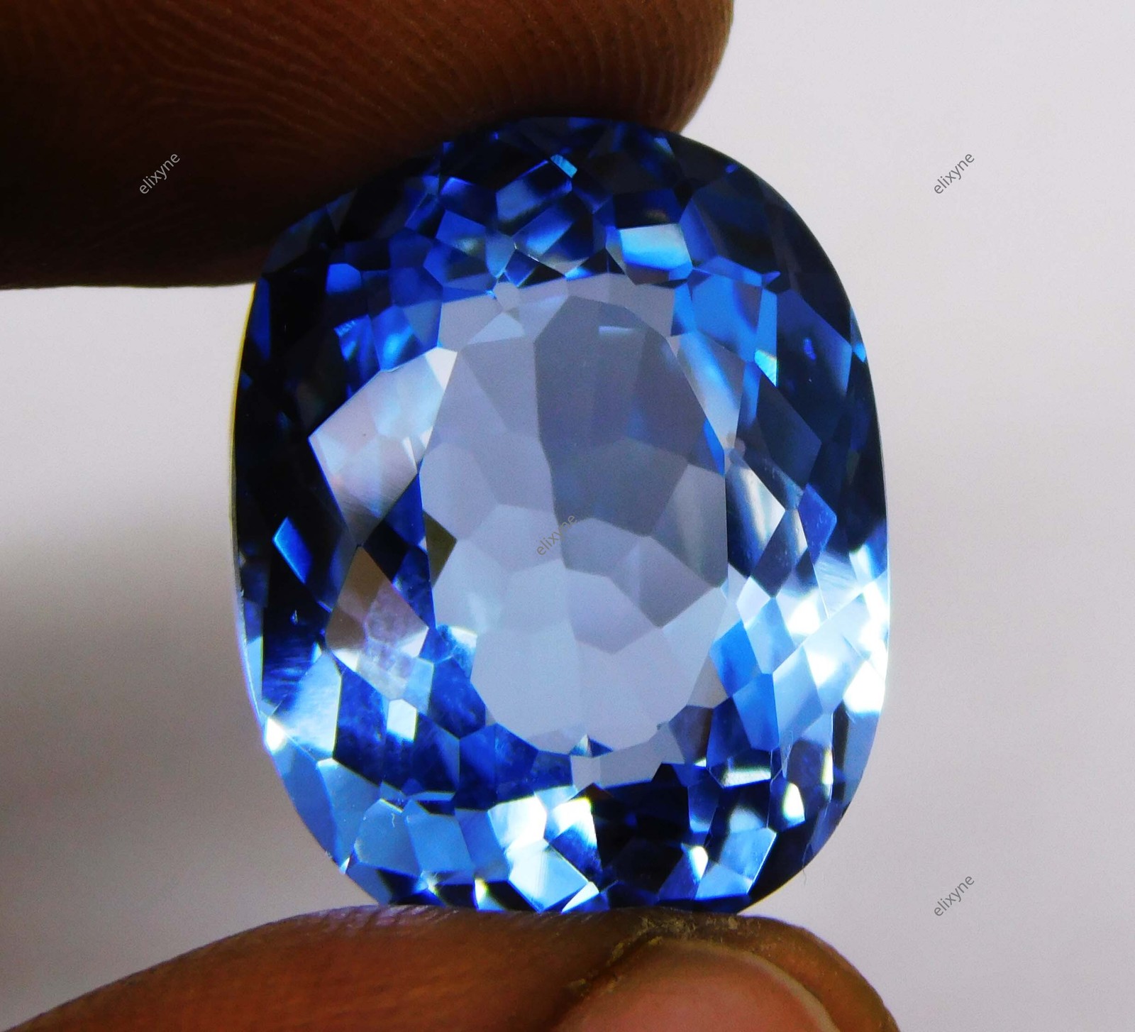 Natural Sea Blue Sapphire 21.25 Ct Cushion Cut Certified Flawless Loose Gemstone