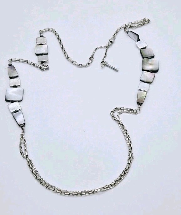 Kenneth Cole Necklace Silver tone Faux Abalone Pearlized 37 in