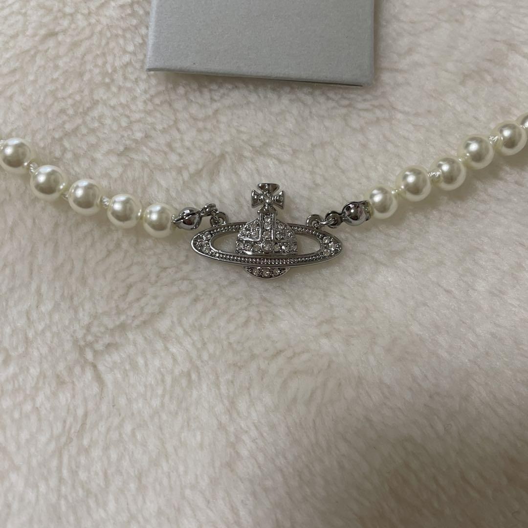 Vivienne Westwood Necklace Pearl Choker Mini Bas relief Silver w/Pouch NO BOX