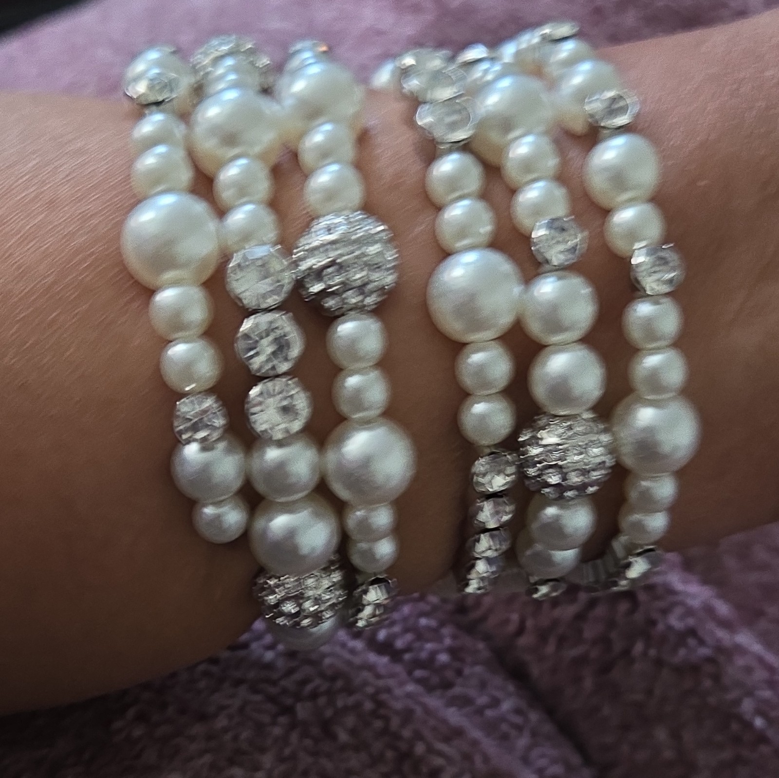 White Faux Pearl & Rhinestone Beaded Wrap Multi-Strand Bracelet Silver Tone