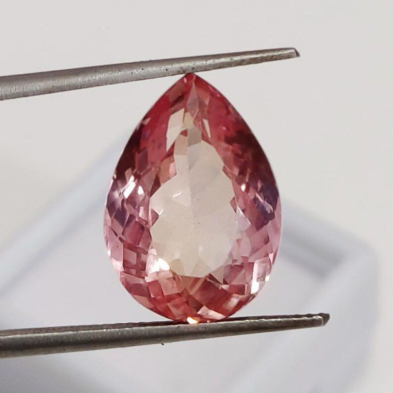 120ct Natural Padparadscha Sapphire Gemstone Pear cut Loose Certified Sapphire