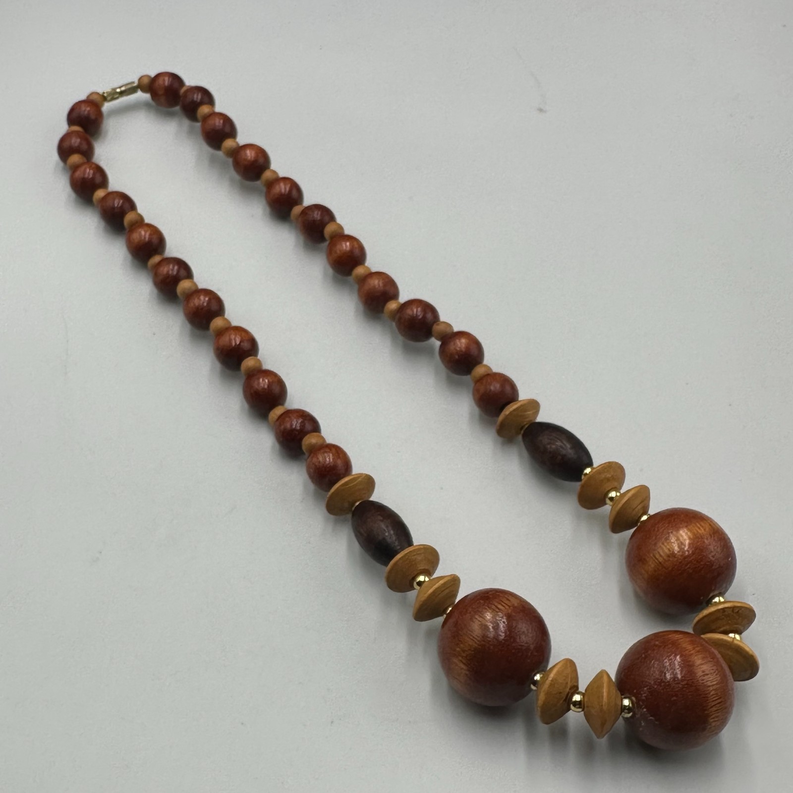 Vintage Wood Bead Necklace Brown Tan Graduated Round Barrel Beads 20 Inch