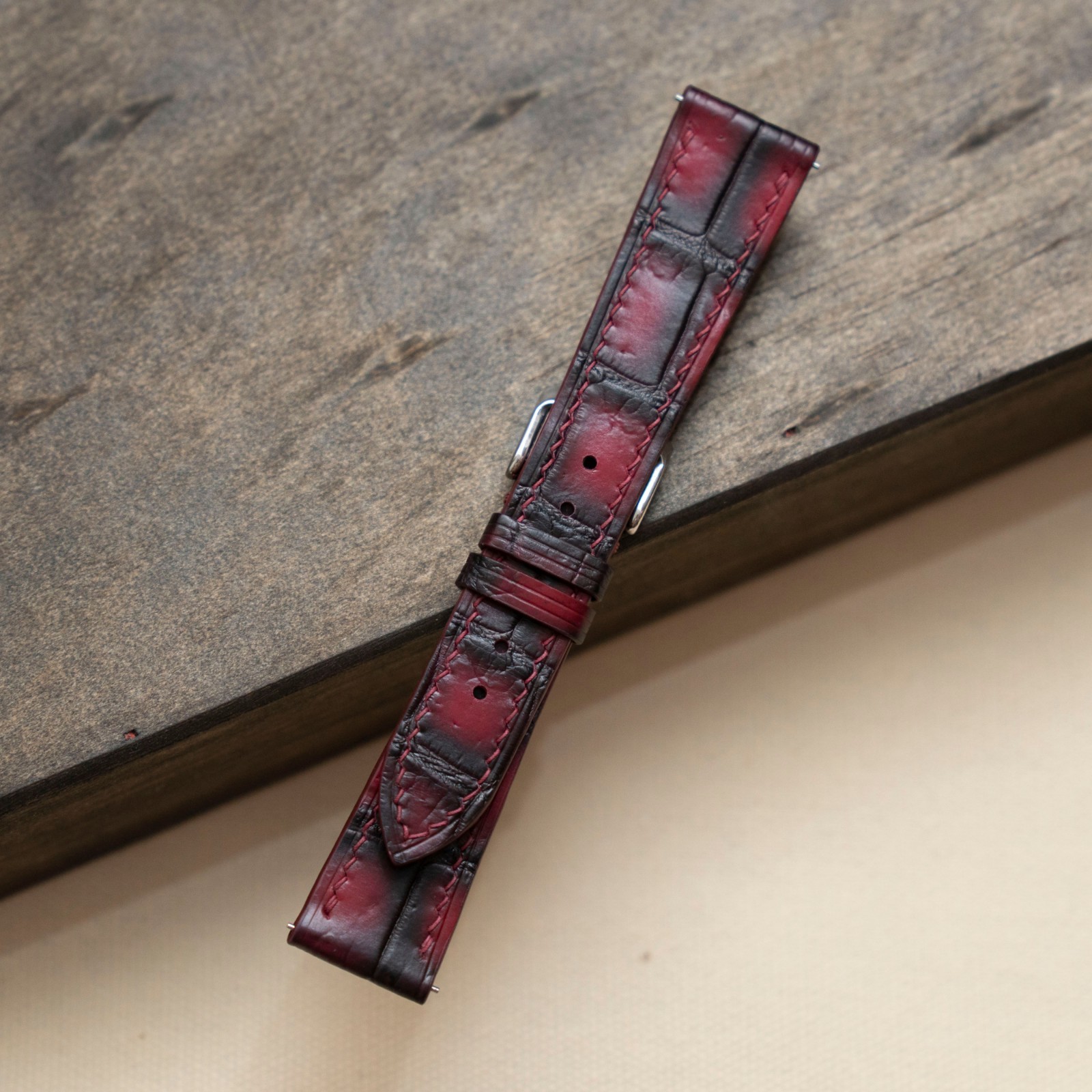 Black – Red High-grade Croc Leather Watch Band 14mm to 26mm