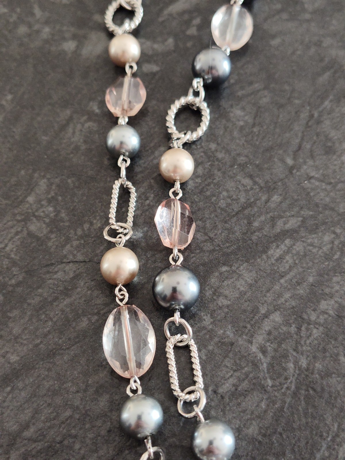 Premier Designs NEWPORT Silver Tone Pink & Silver Pearl/Beaded Necklace Long