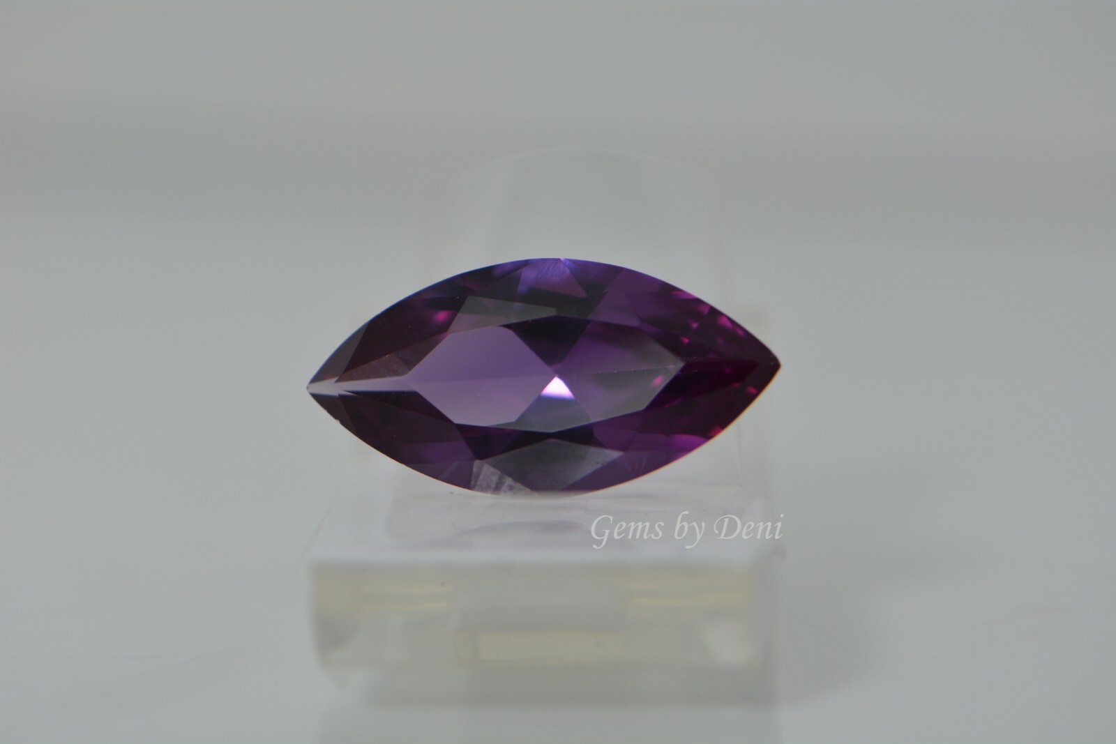 Lab-Created Alexandrite Marquise Shape Corundum (4x2mm-24x12mm)