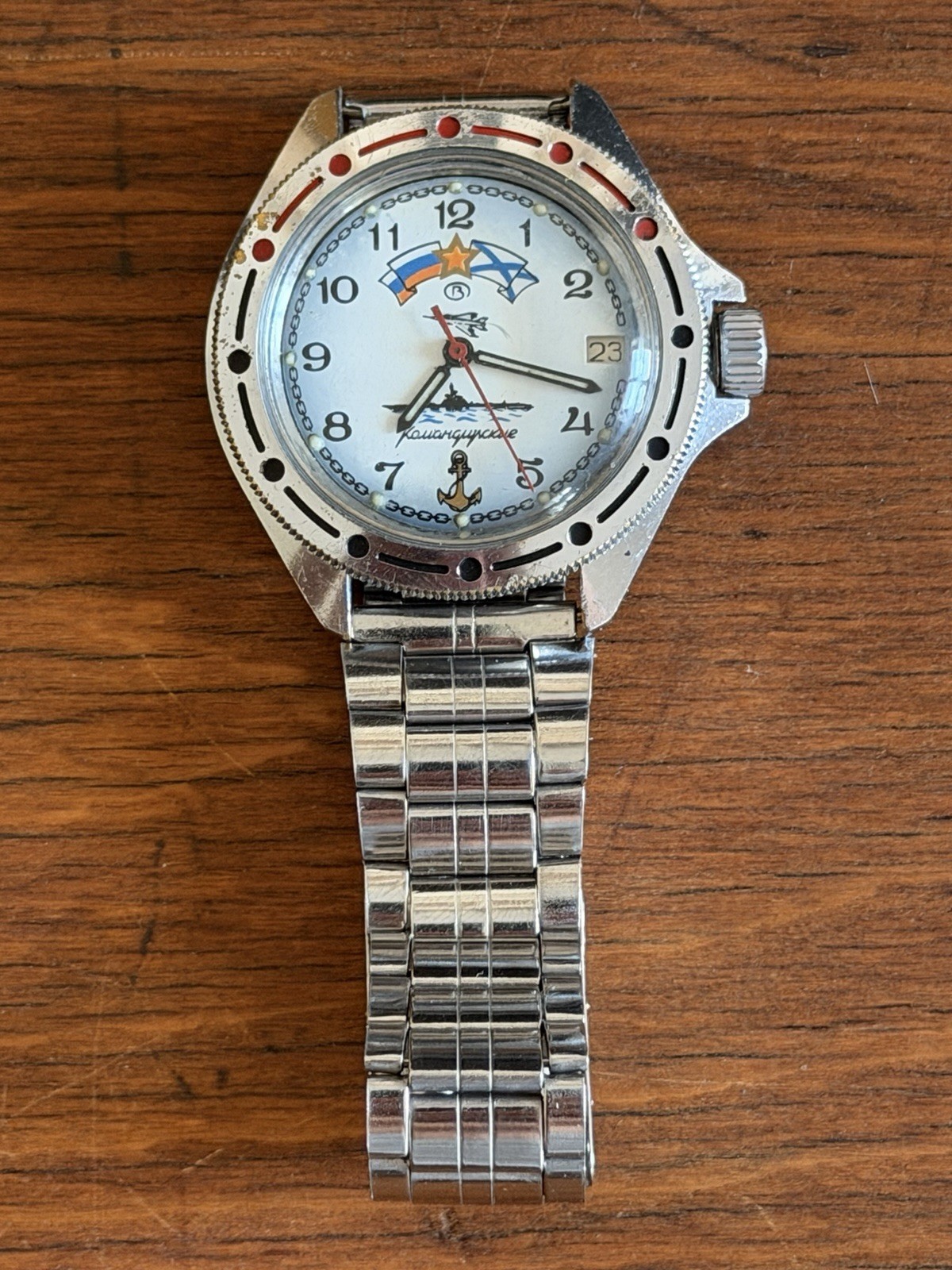 Vintage CCCP Vostok Komandirske Mechanical Military watch fully functional.