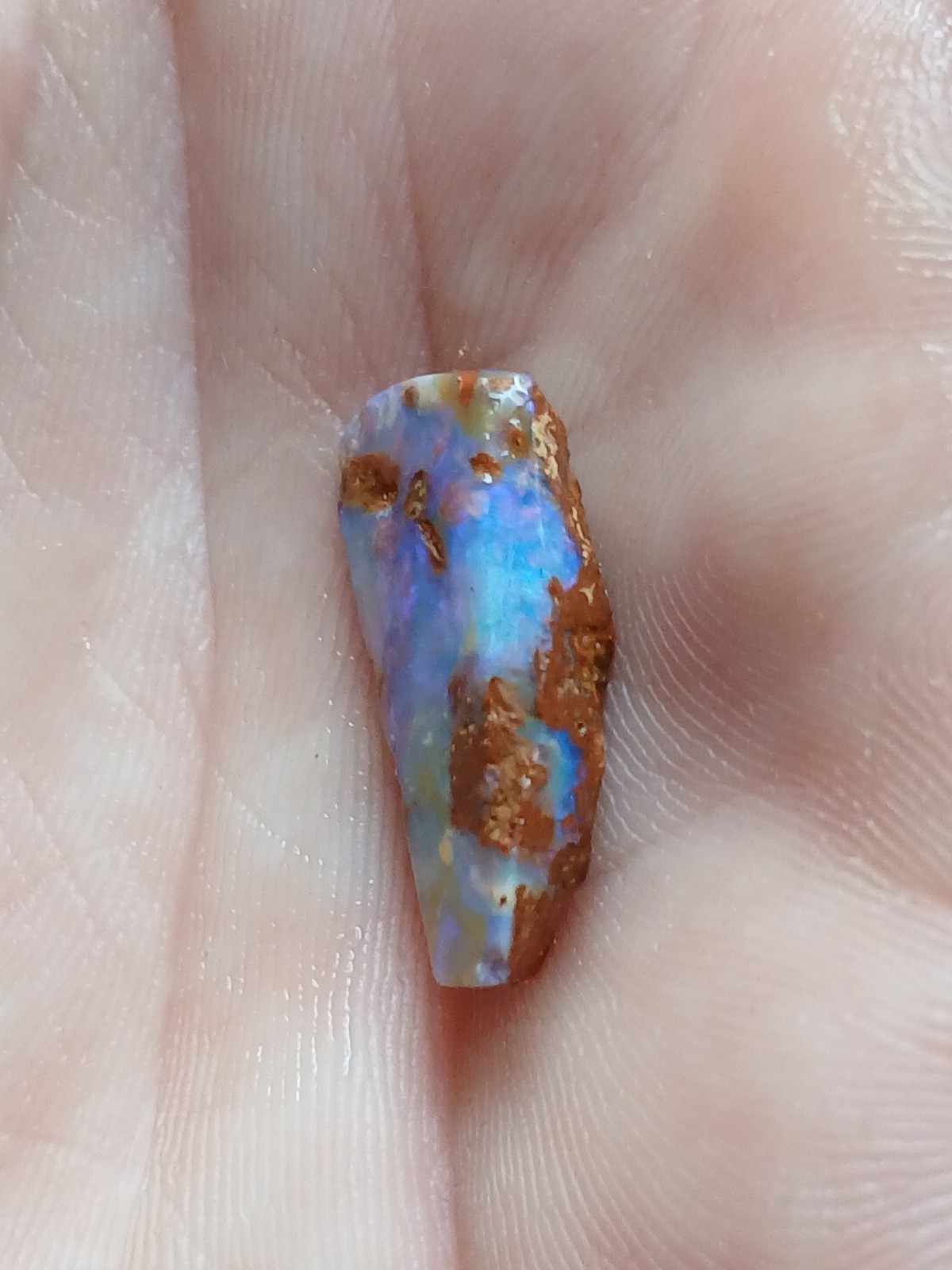 Australia Boulder Opal Unknown Field R2058 Specimen 3 Carat