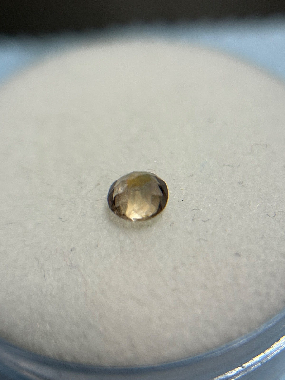0.65 ct Untreated Oregon Sunstone Bi-color