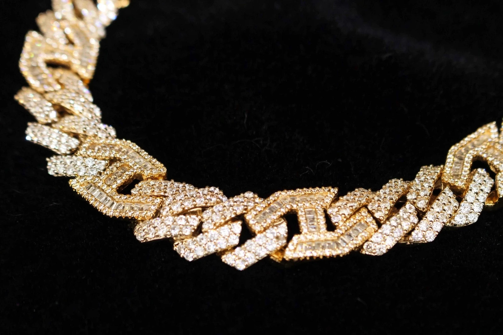 14k STAMPED 14mm FIGARUCCI Gold Chain Necklace 80.7ct Lab Sim VVS1 Diamond 241g+