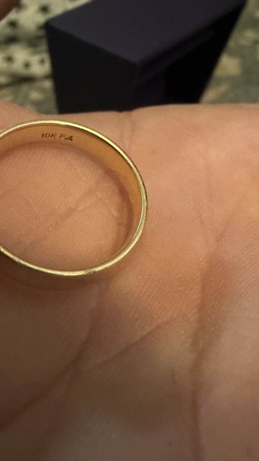Zales 10K Yellow Gold 4mm Band