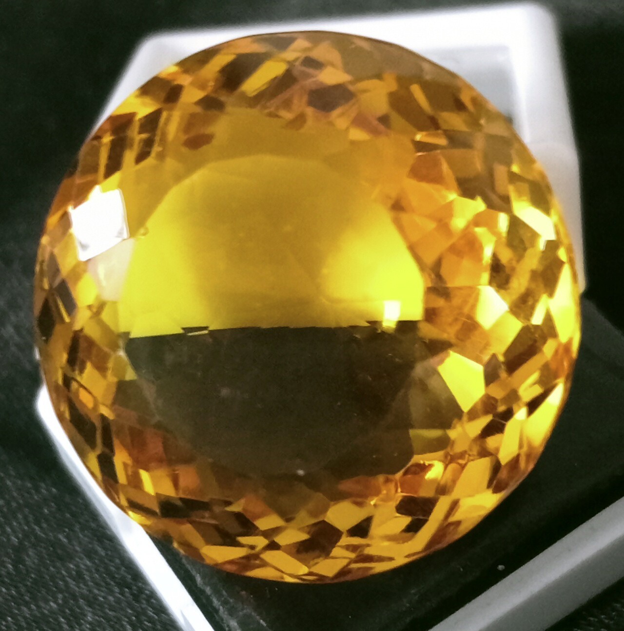 A++ Round Cut Yellow Natural Brazilian Topaz 100 Ct EGL Certified Loose Gemstone