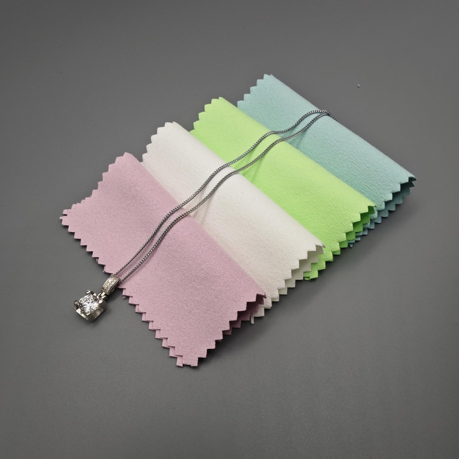 50pcs Jewelry Cleaning & Polishing Cloth for Silver,Gold,Platinum,Easy to Car…