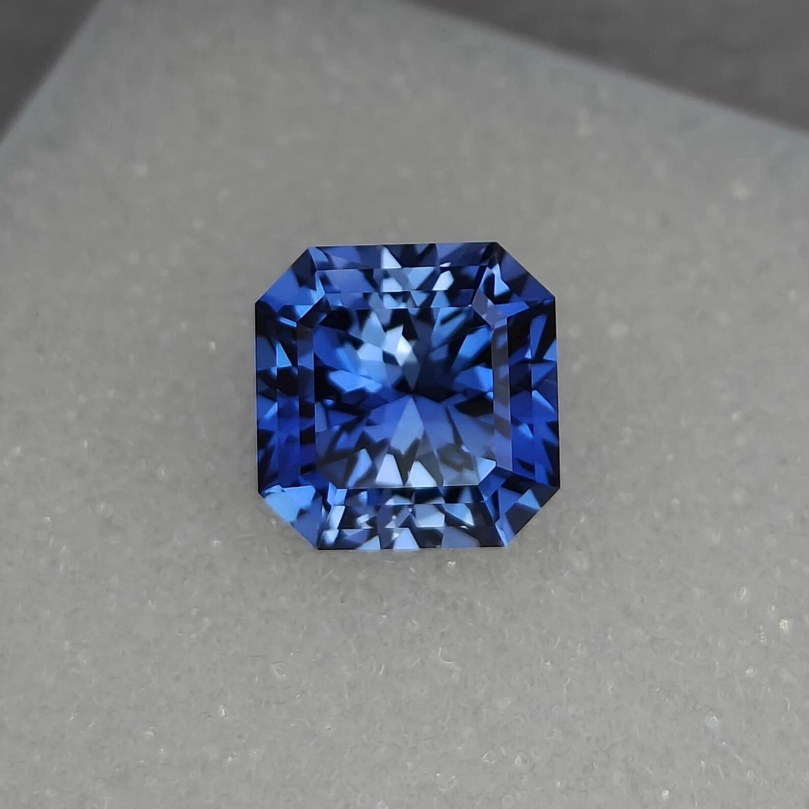 AAA+ 10 Ct Natural Kashmiri Blue Sapphire Certified Loose Gemstone Asscher Cut