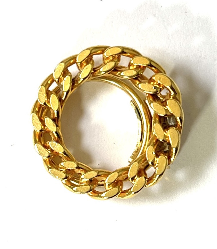Scarf Clip Vintage Signed Tana W Germany circular chain design Gold Tone