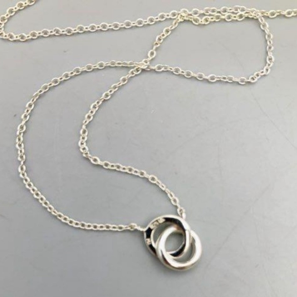 Vintage Italian Sterling Silver 925 Love Knot Double Circle 18” Chain Necklace