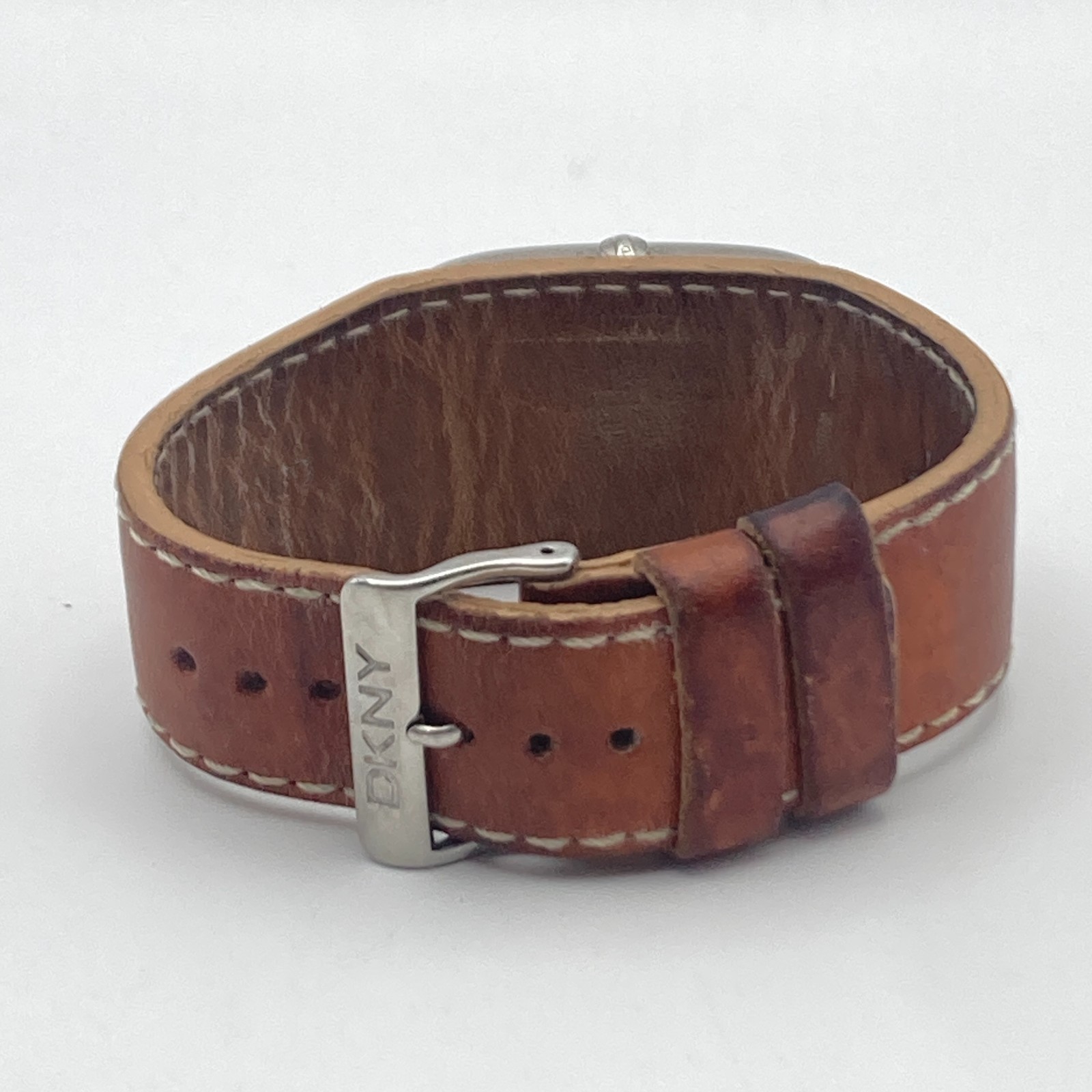 DKNY Women’s Watch 24mm Silver Tone Brown Leather Cuff 30M Tank New Battery 8″