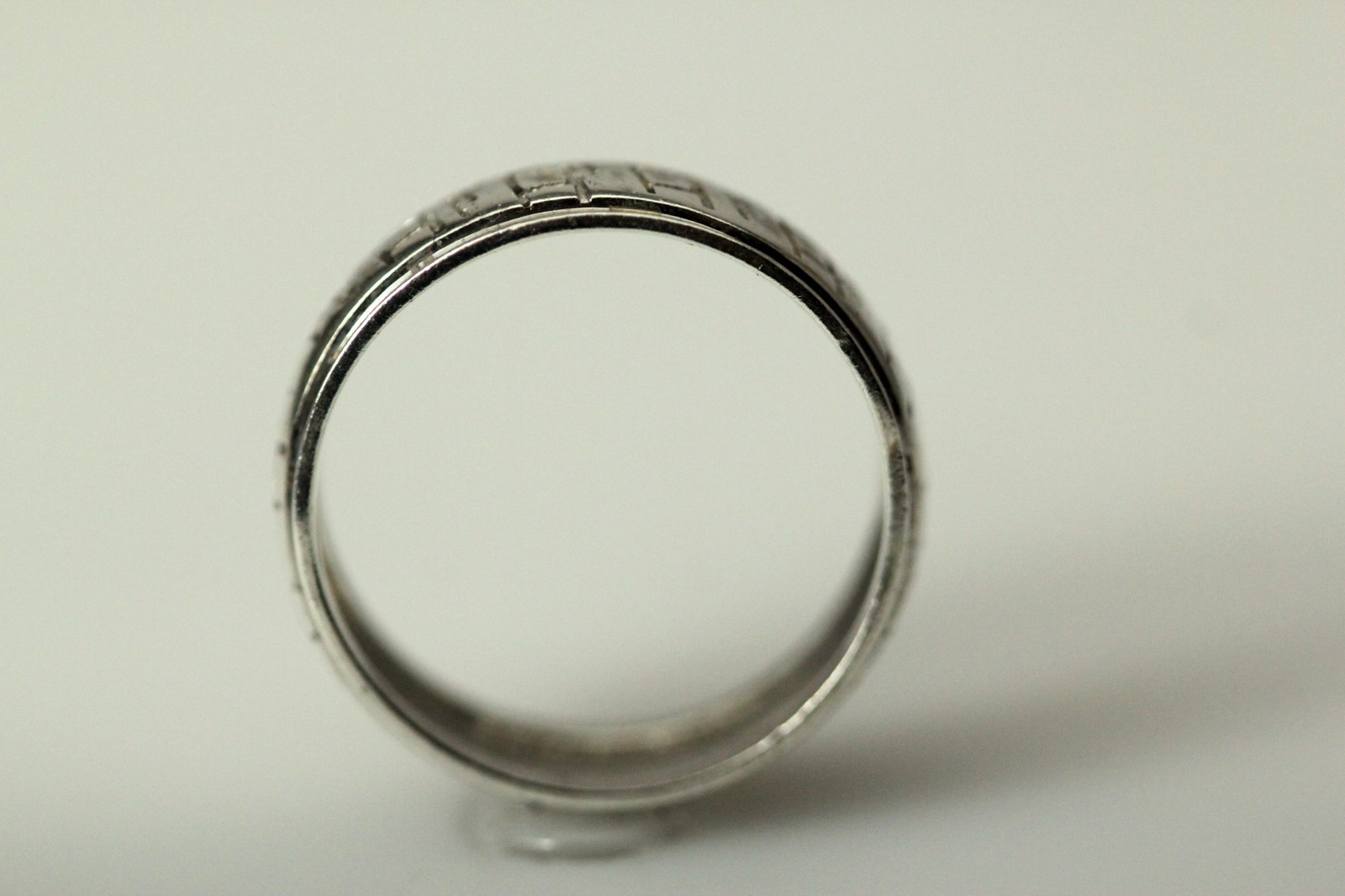 925 Sterling Silver Size 7.75 Patterned 7.3mm Concave Court Band Ring (RIN5256)