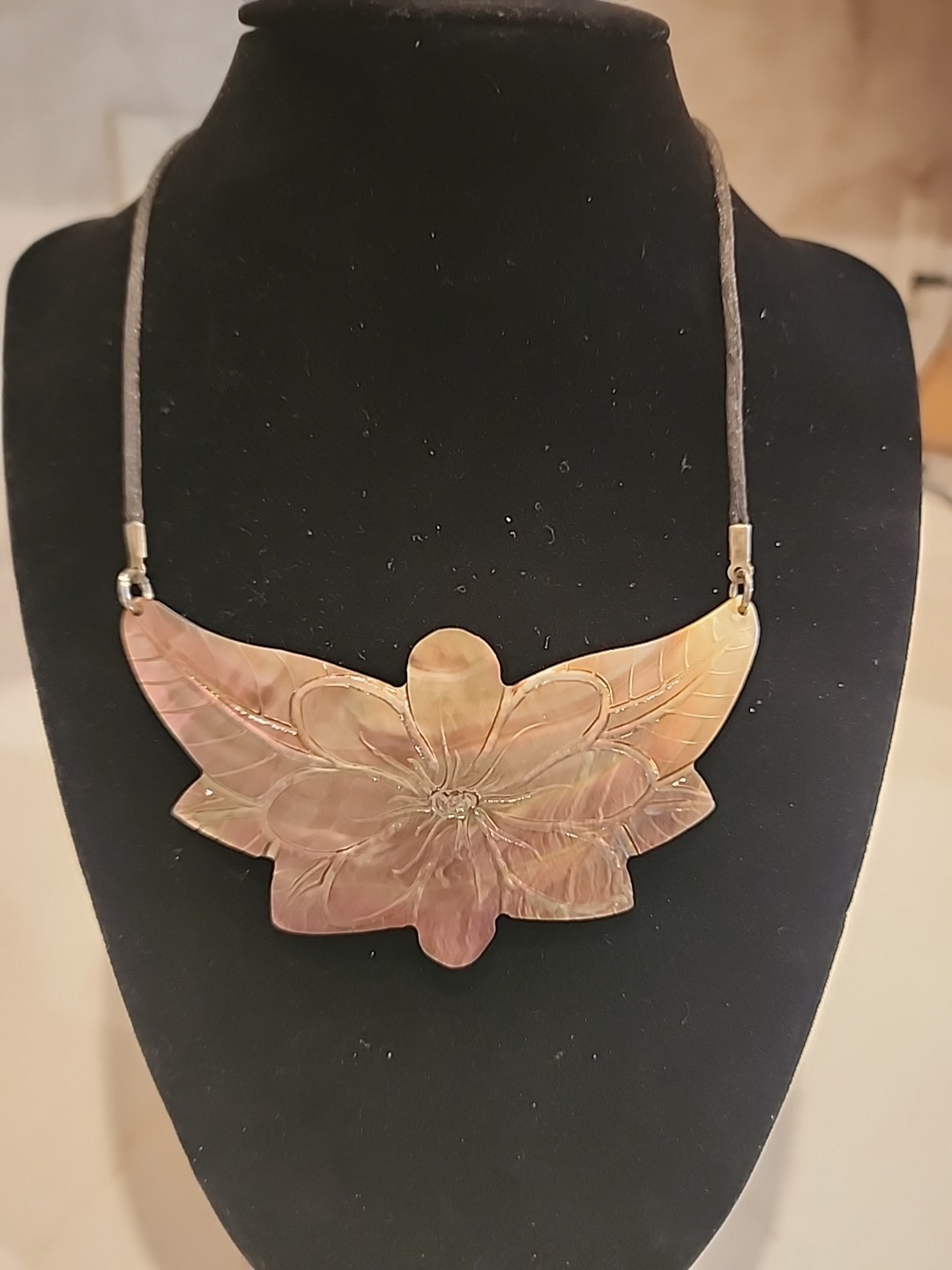 Handmade Natural Shell Floral Choker Necklace Adjustable Beach Statement