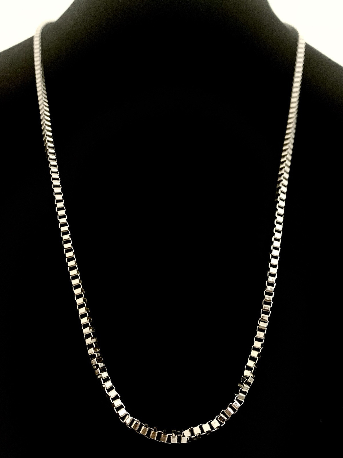 Box Chain Necklace 24”
